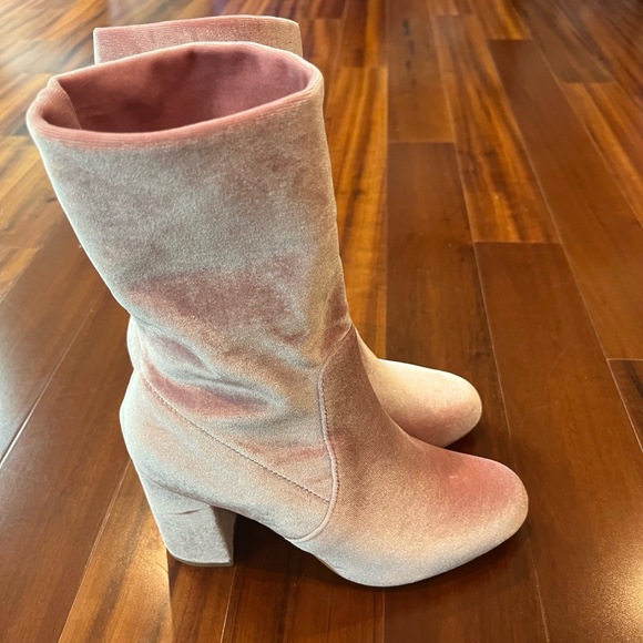 New Allegra K Pink Boots Velvet Velour Block Heel Midcalf Shoes Pull On Size 7 - Picture 3 of 7
